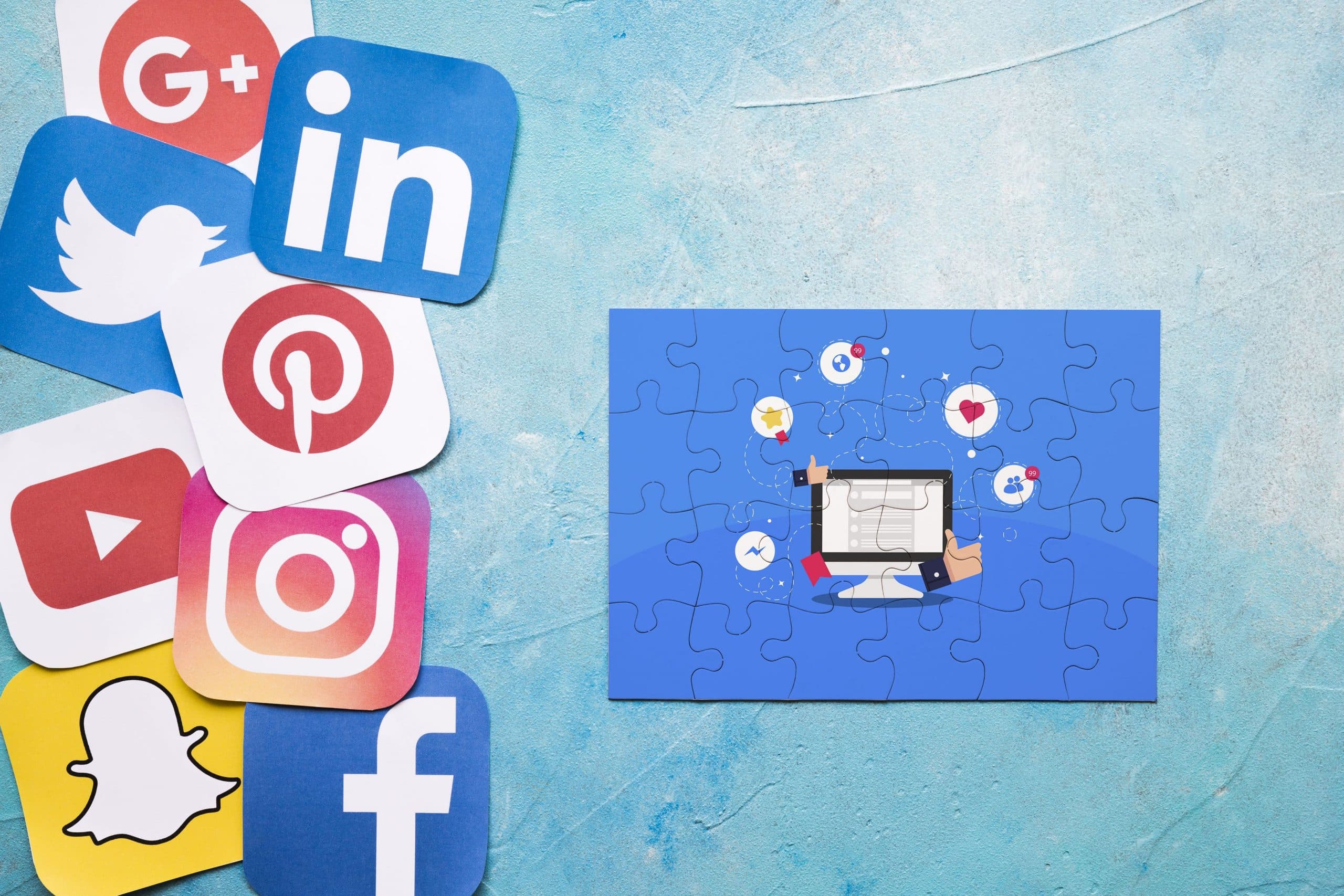 Di Balik Layar: Siapa yang Mengarahkan Pikiran Kita di Dunia Maya?