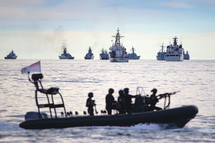 Bukan Hanya Tentara: Bagaimana Kolaborasi Seluruh Elemen Bangsa Menjadi Tameng Terkuat Negara