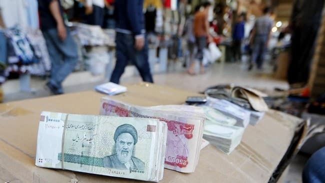 Rial Iran Pecahkan Rekor Baru: Ketika Mata Uang Nasional Tak Lagi Dipercaya Rakyatnya Sendiri