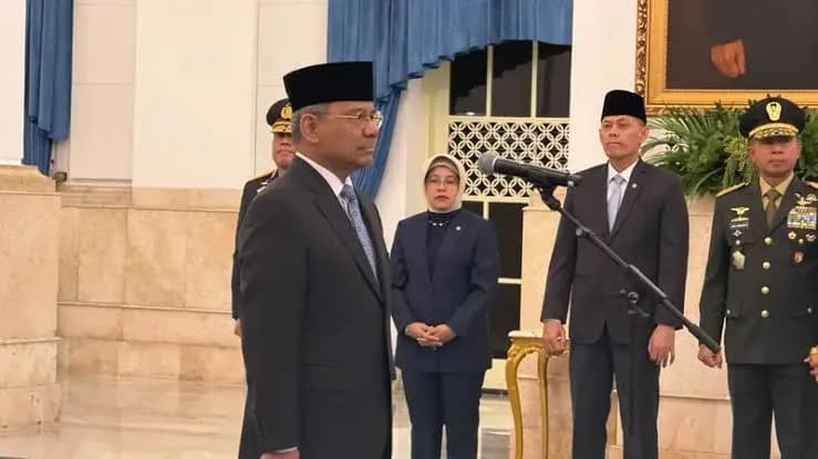🚨 BREAKING! Prabowo Reshuffle Kabinet, Suahasil Nazara Jadi Menkeu Baru — Apa Dampaknya Buat Kita? 💸