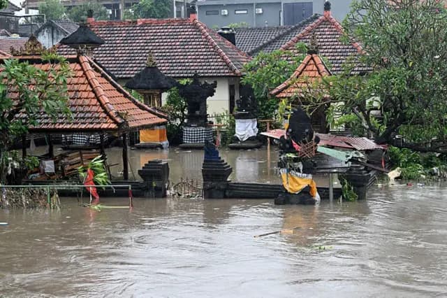 Di Balik Genangan: Mengapa Denpasar Rentan Banjir dan Apa yang Bisa Kita Pelajari