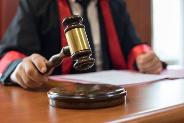 Hukum Bukan Sekadar Aturan: Bagaimana Sistem Hukum Menjadi Jantung Detak Kehidupan Bersama