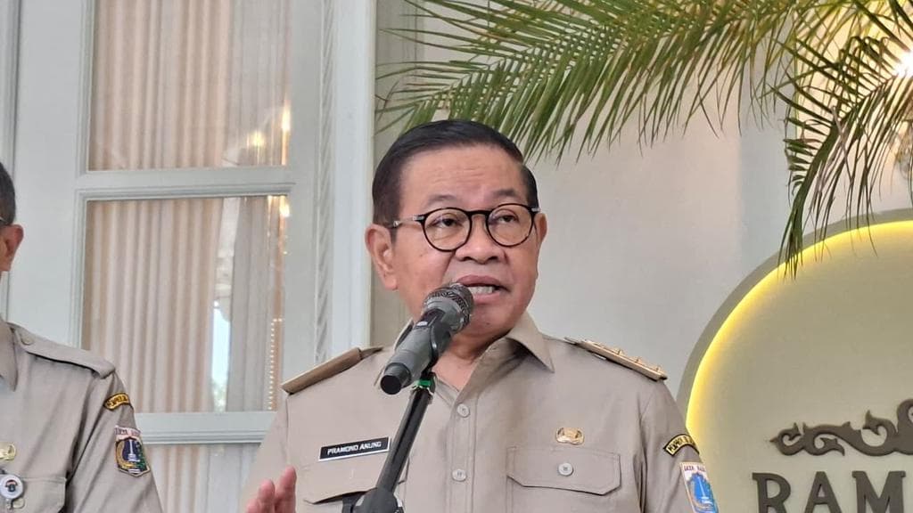 Lebaran Sederhana di Ibu Kota: Dari Istiqlal ke Balai Kota, Pramono Anung Ikuti Arahan Prabowo